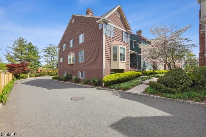 Photo of Listing #3961590