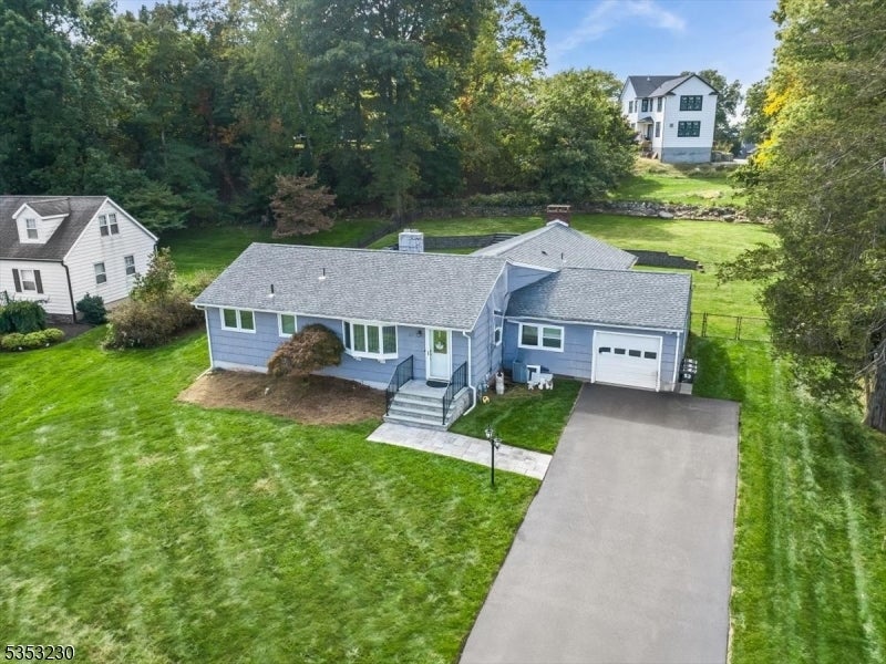 Photo of Listing #3961613