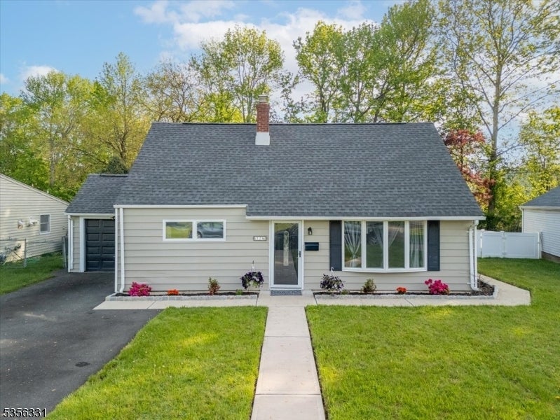 Photo of Listing #3961807