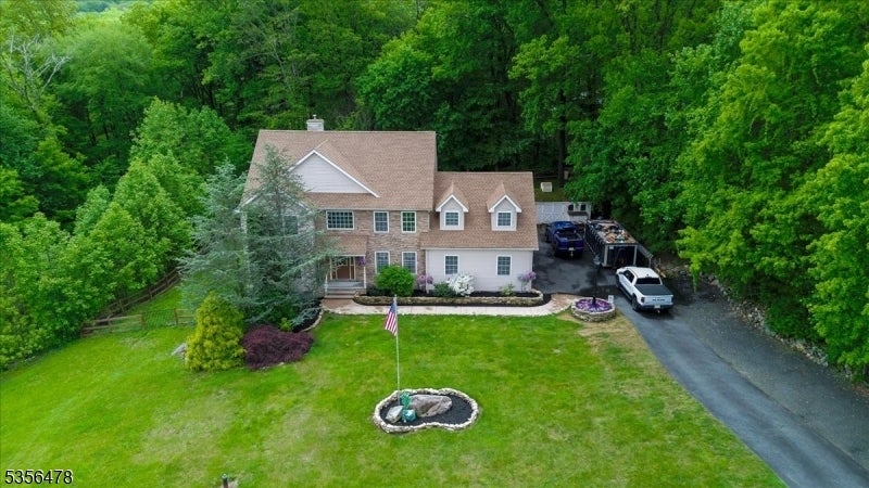Photo of Listing #3961817