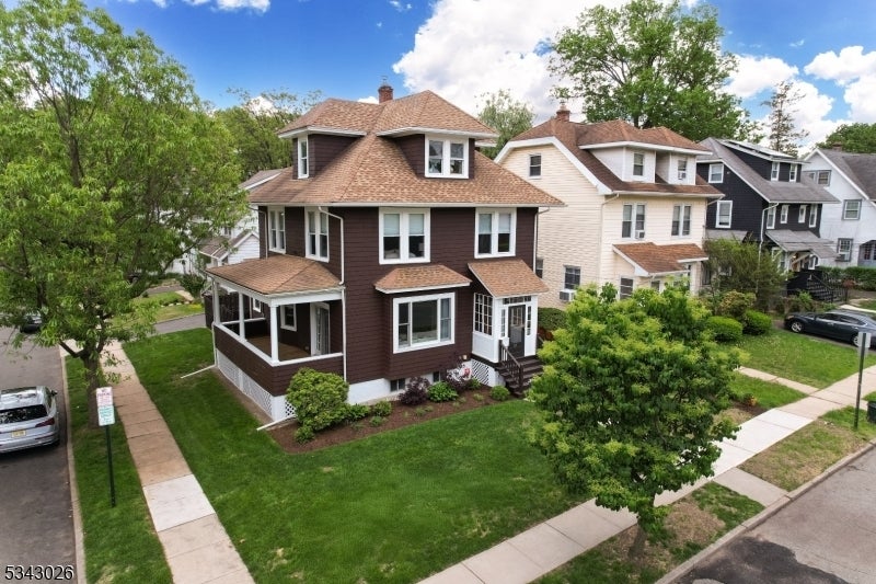 Photo of Listing #3962172