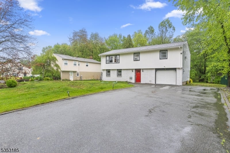 Photo of Listing #3962453
