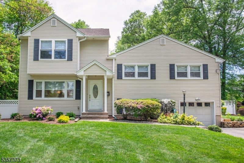 Photo of Listing #3962687