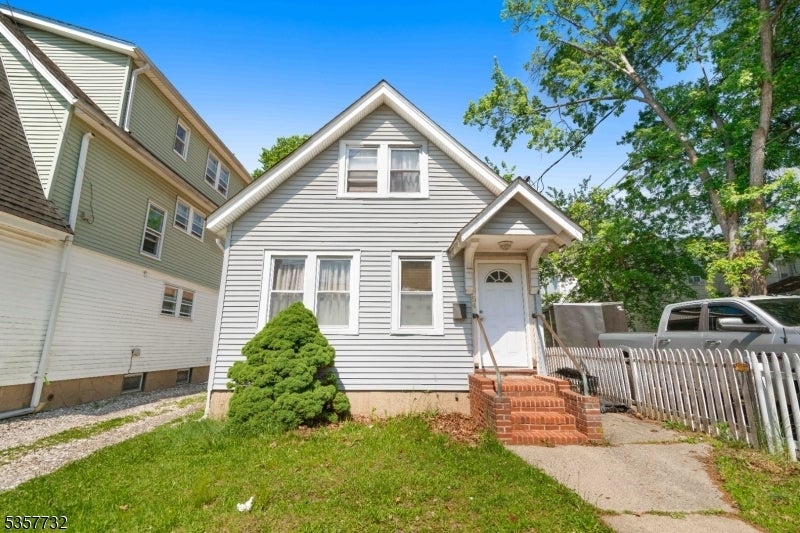 Photo of Listing #3962779