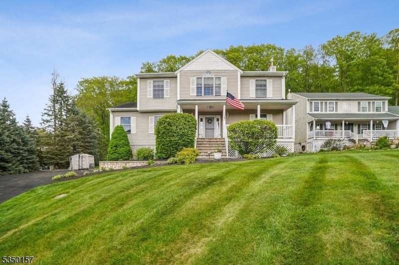 Photo of Listing #3963402