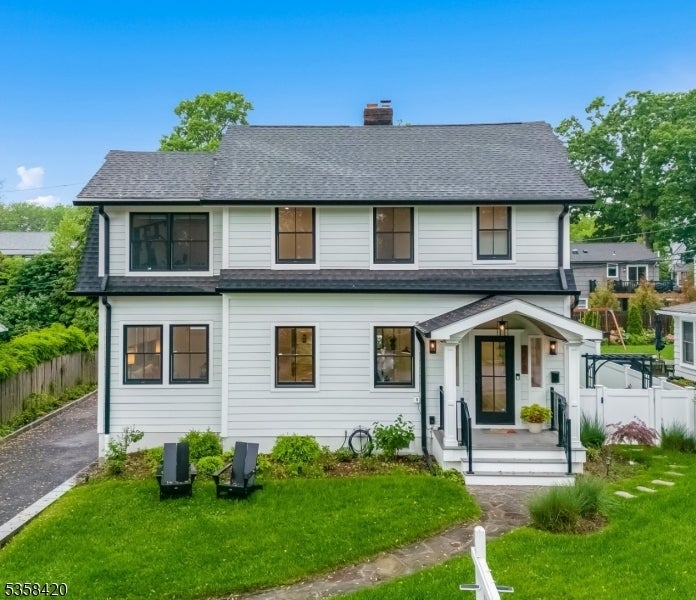 Photo of Listing #3963677