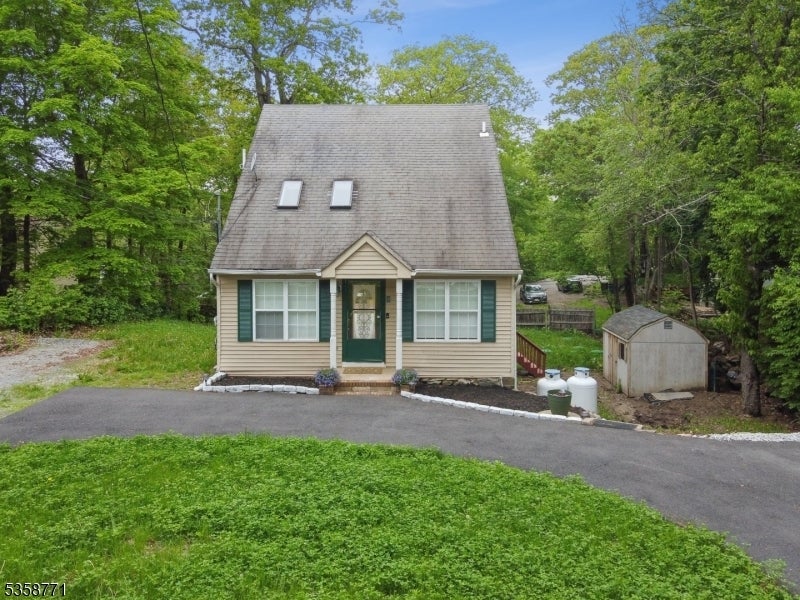 Photo of Listing #3963825