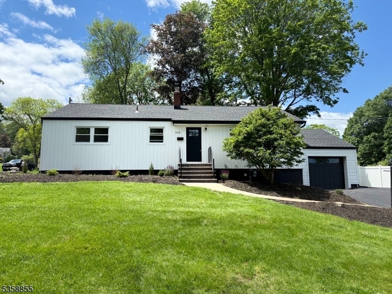 Photo of Listing #3963888
