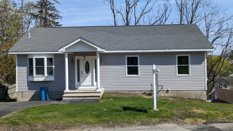 Photo of Listing #3963911