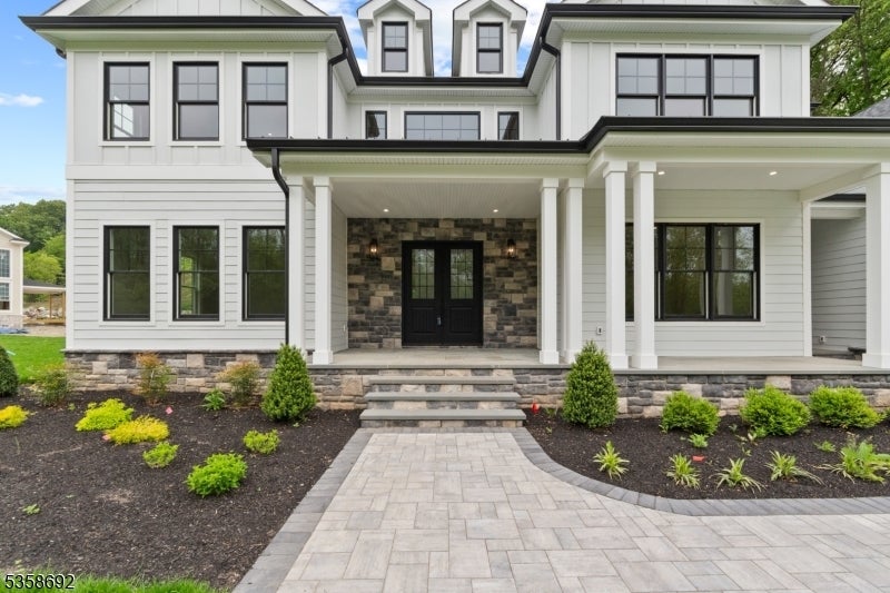 Photo of Listing #3964078
