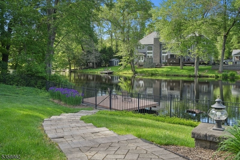 Photo of Listing #3964595