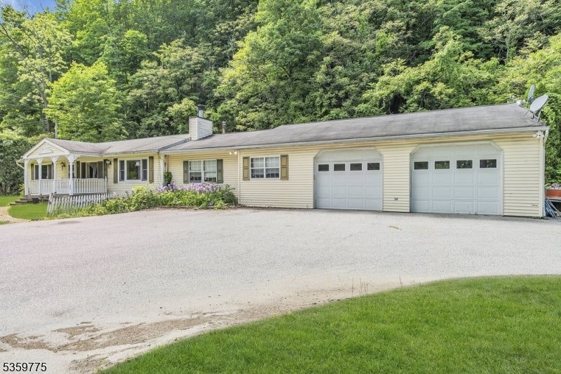 Photo of Listing #3964619