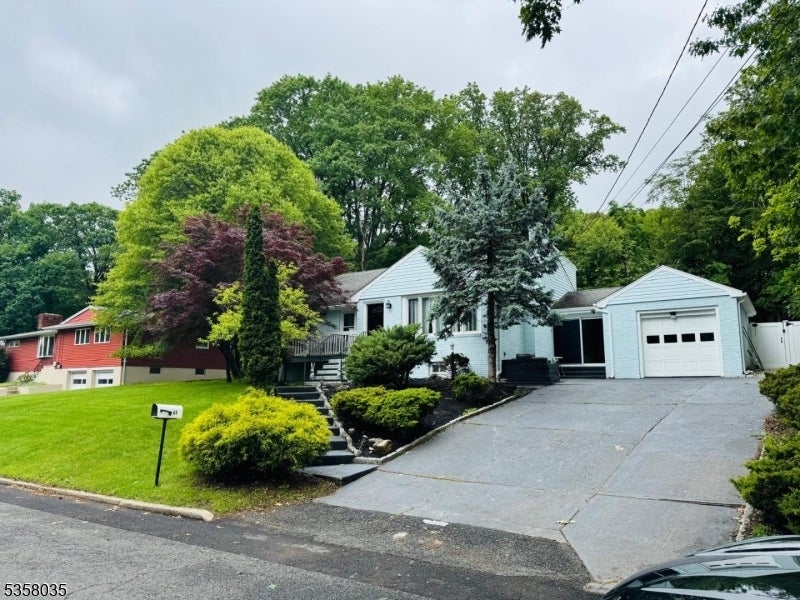 Photo of Listing #3964892