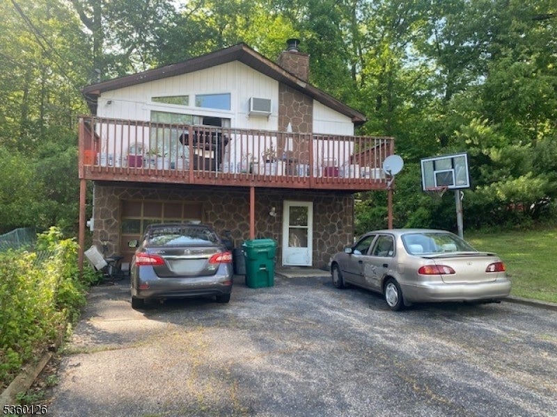 Photo of Listing #3964921