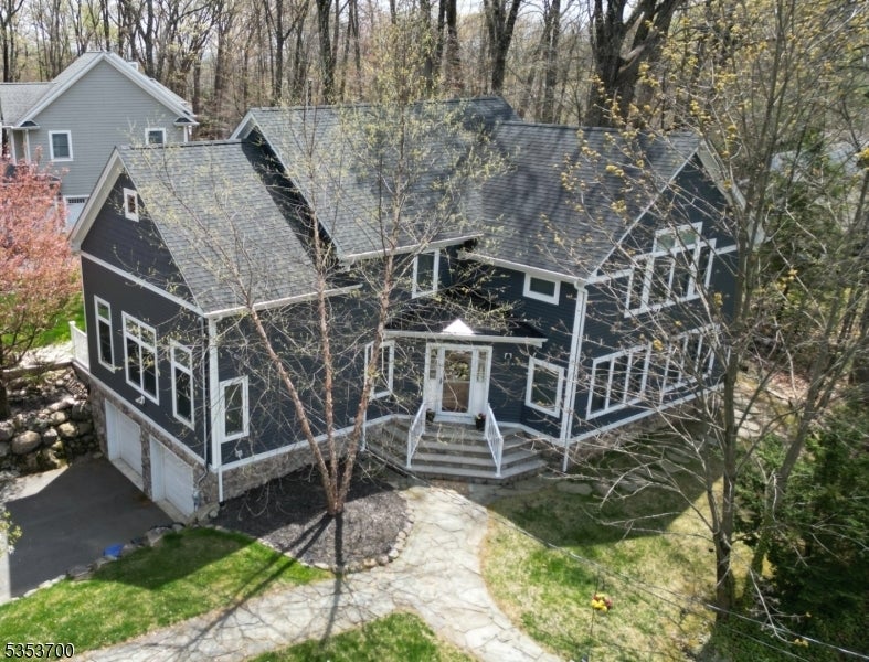 Photo of Listing #3965112