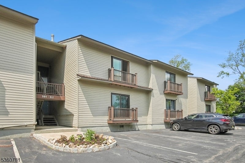 Photo of Listing #3965468