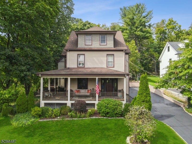 Photo of Listing #3965542