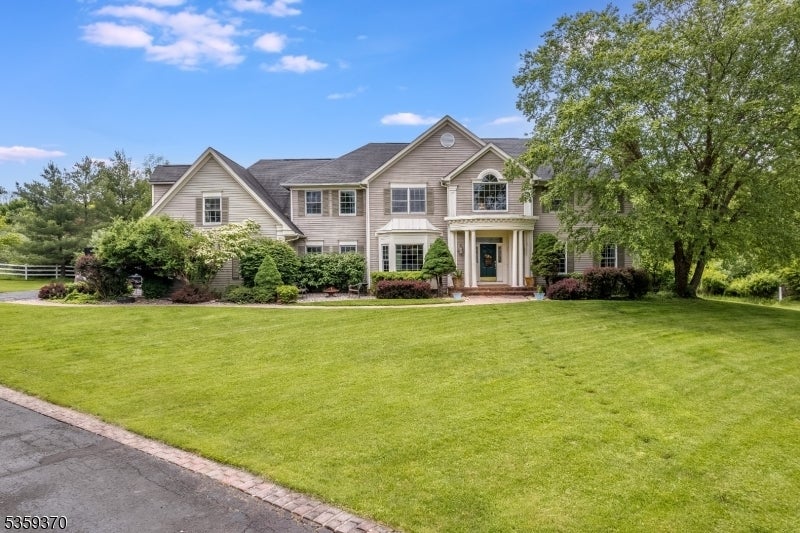 Photo of Listing #3965890