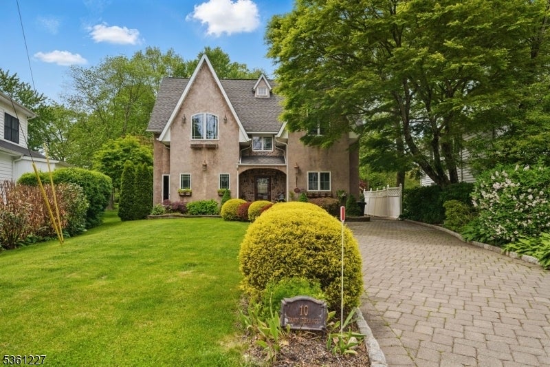 Photo of Listing #3965929