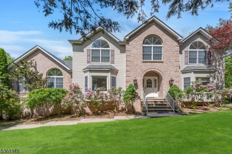 Photo of Listing #3966059