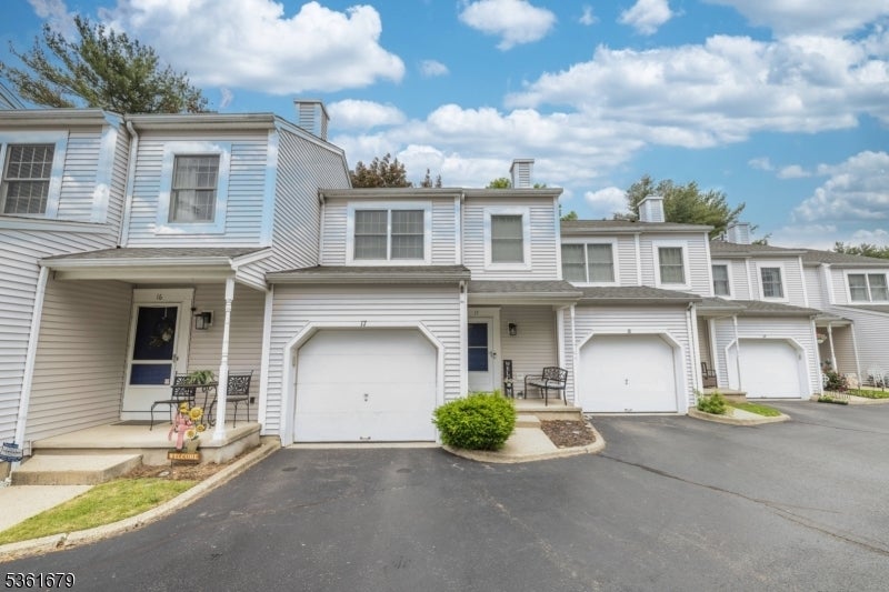 Photo of Listing #3966437