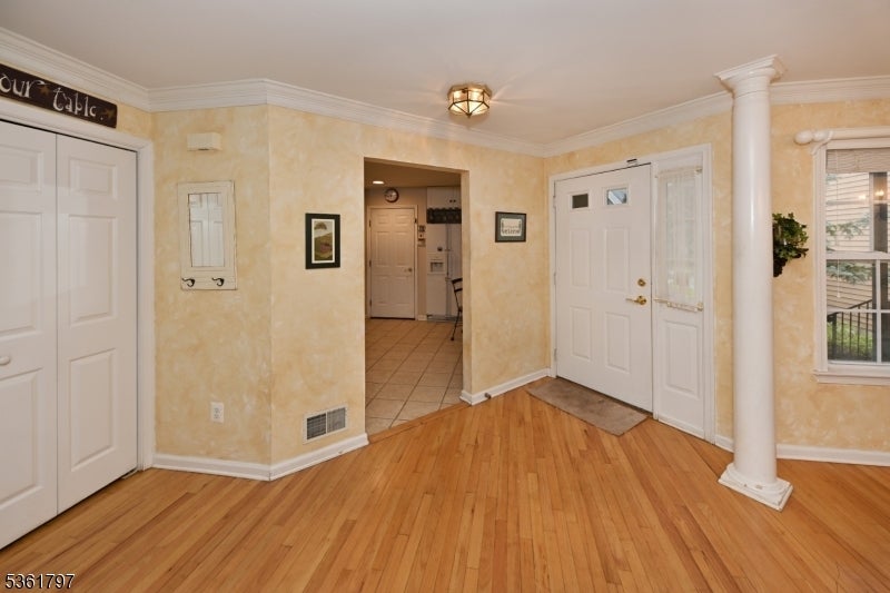 Photo of Listing #3966480