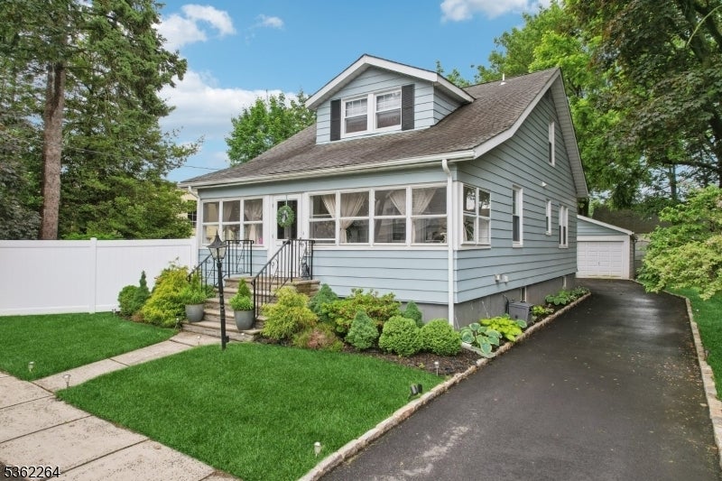 Photo of Listing #3966874