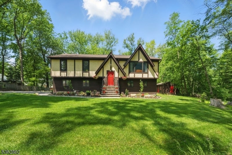 Photo of Listing #3967426