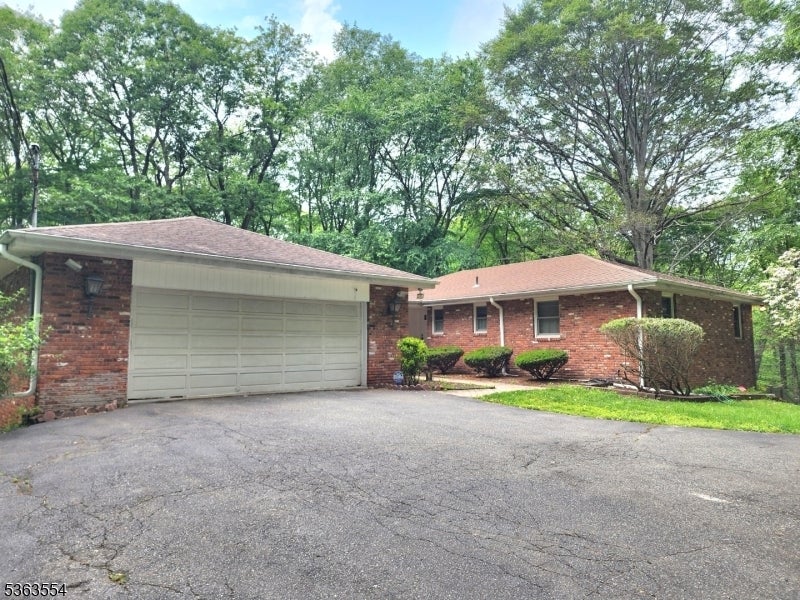 Photo of Listing #3968077