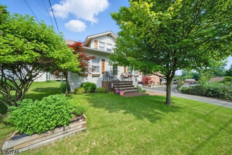 Photo of Listing #3968226