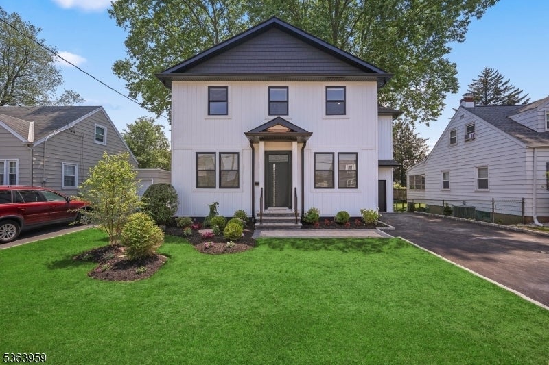 Photo of Listing #3968377