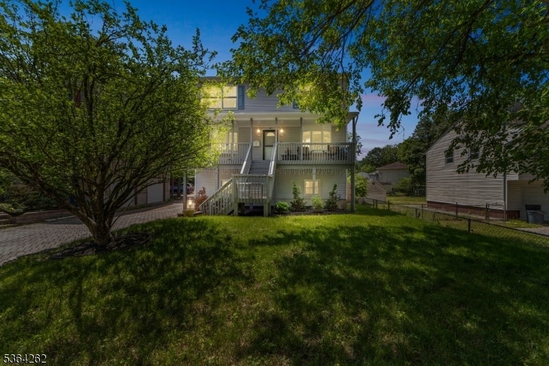 Photo of Listing #3968625