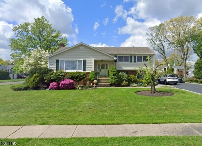 Photo of Listing #3968655