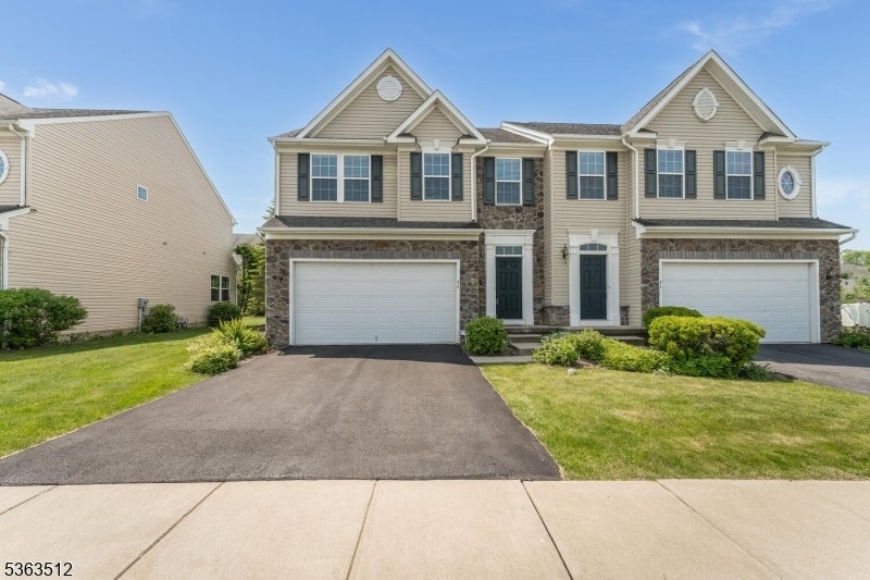 Photo of Listing #3968695