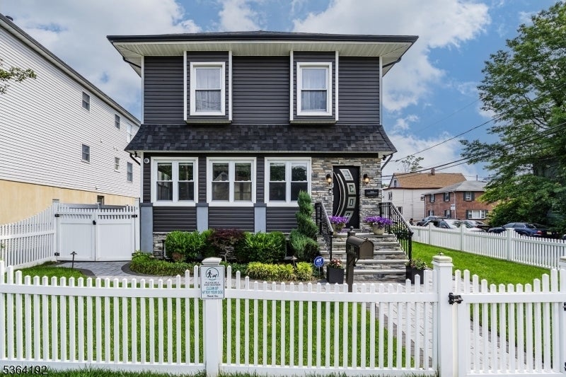 Photo of Listing #3968741