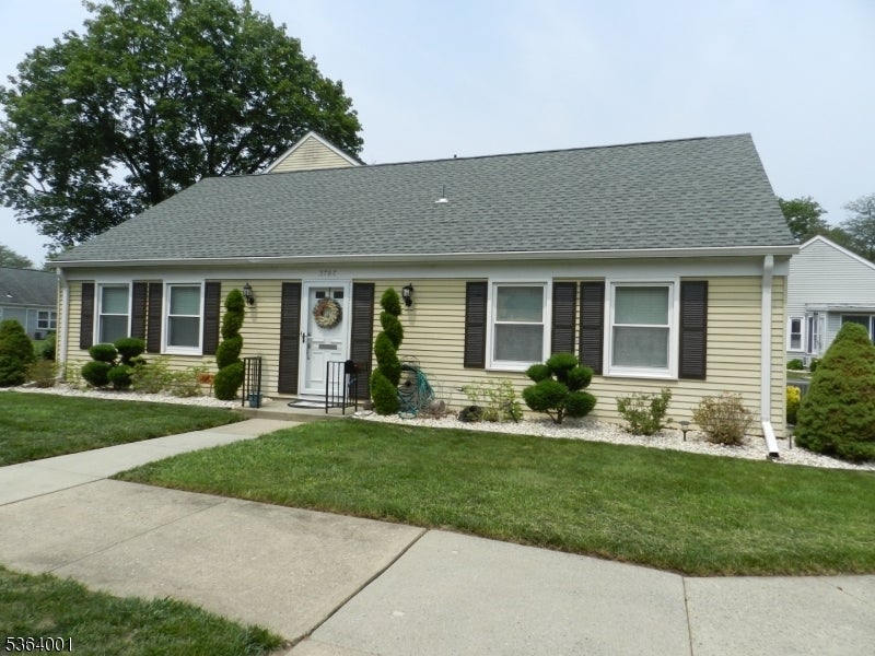 Photo of Listing #3968871