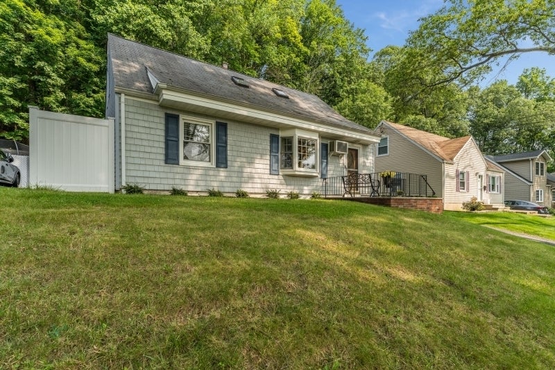 Photo of Listing #3968957