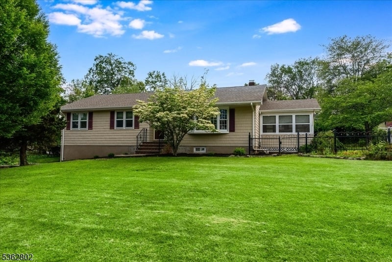 Photo of Listing #3968965