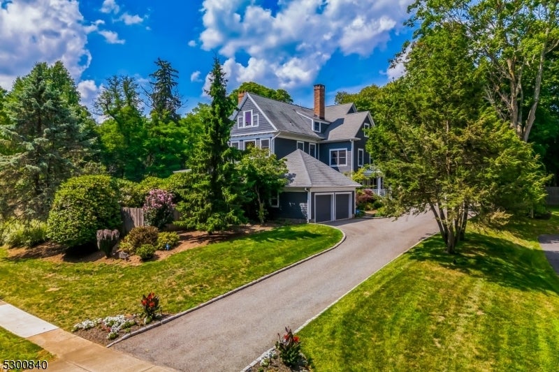 Photo of Listing #3969191