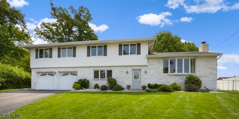 Photo of Listing #3969317