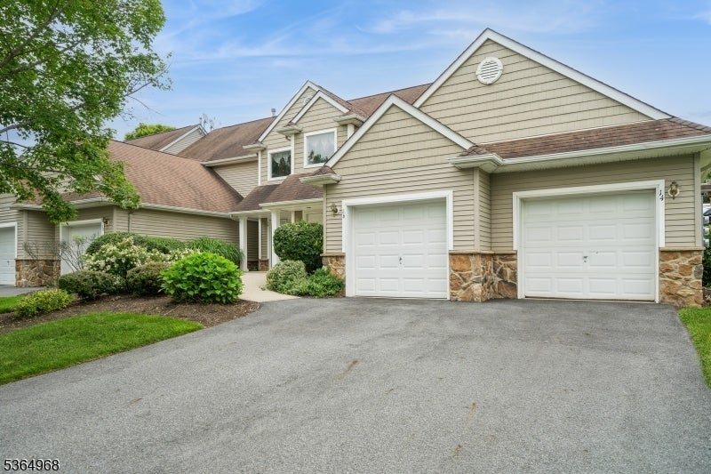 Photo of Listing #3969347