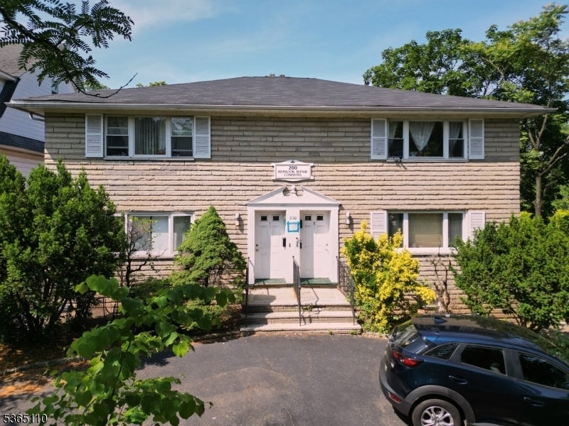 Photo of Listing #3969476