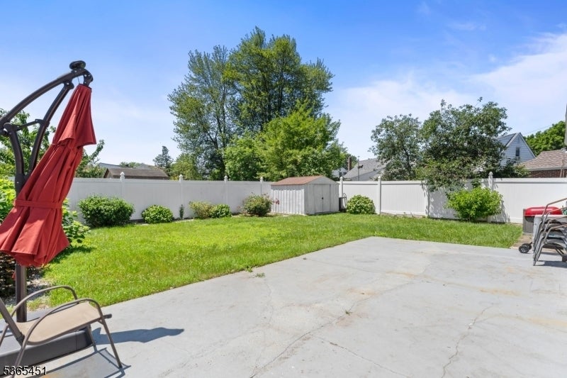 Photo of Listing #3969871