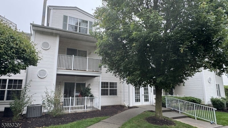 Photo of Listing #3969963