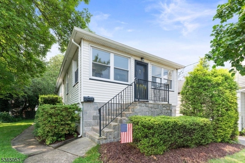 Photo of Listing #3970146