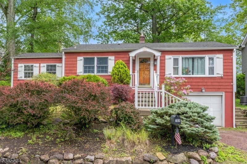 Photo of Listing #3970162