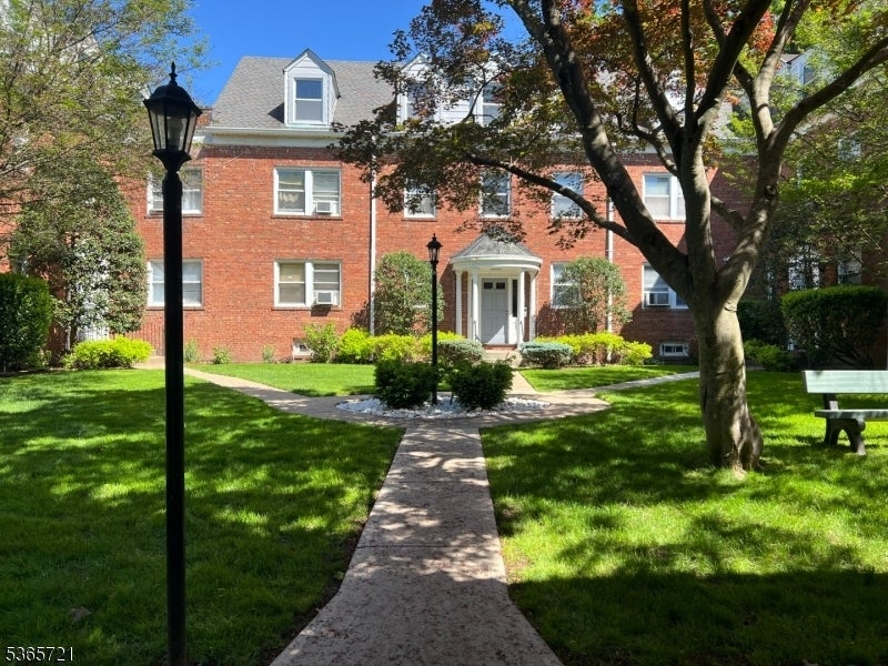 Photo of Listing #3970178