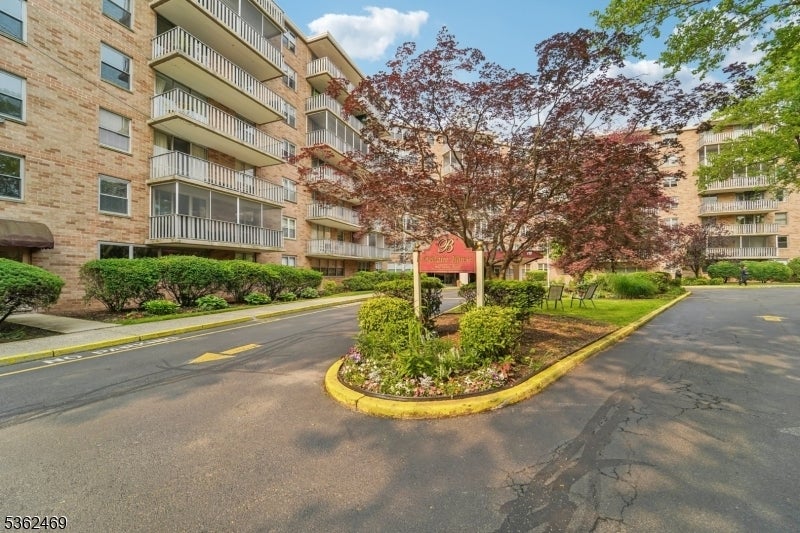 Photo of Listing #3970236