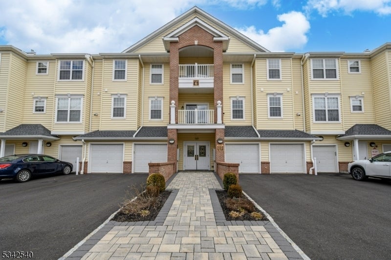 Photo of Listing #3970323