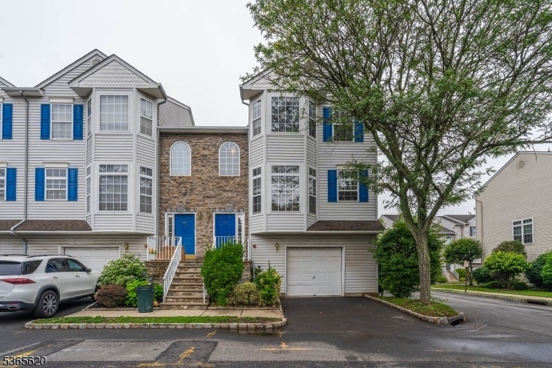 Photo of Listing #3970426